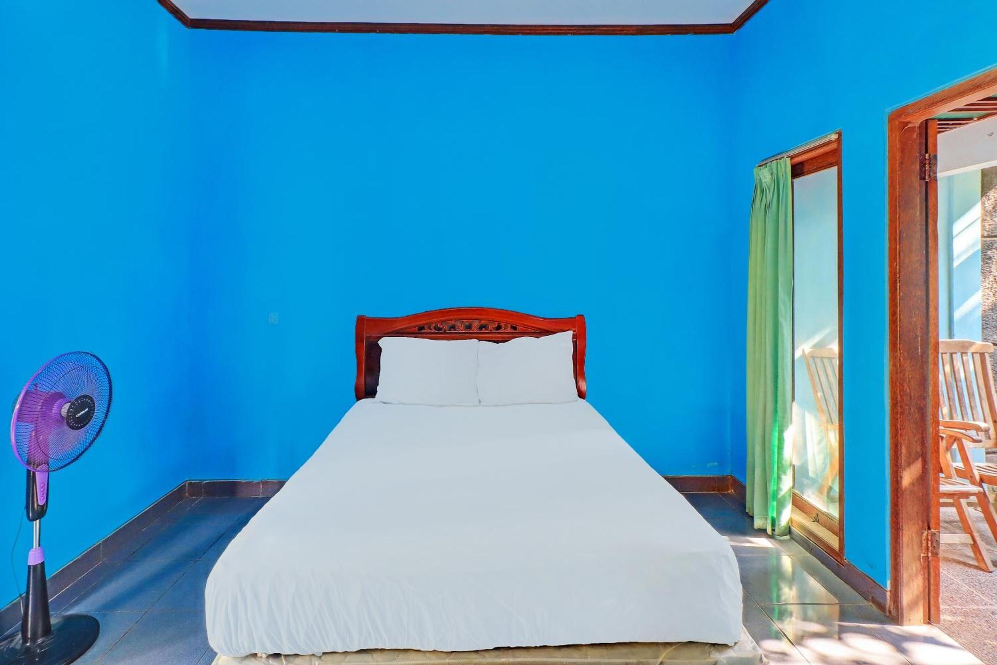 Oyo 92401 Hotel Mustika Negara  Экстерьер фото
